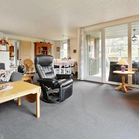 Holiday home Aima - 400m From The Sea In Ne Jutland By Interhome Hals