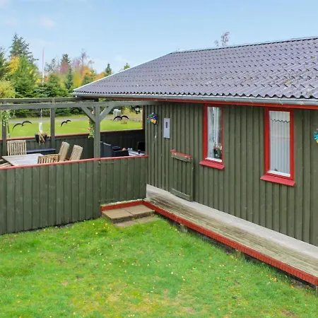 Aima - 400m From The Sea In Ne Jutland By Interhome Hals