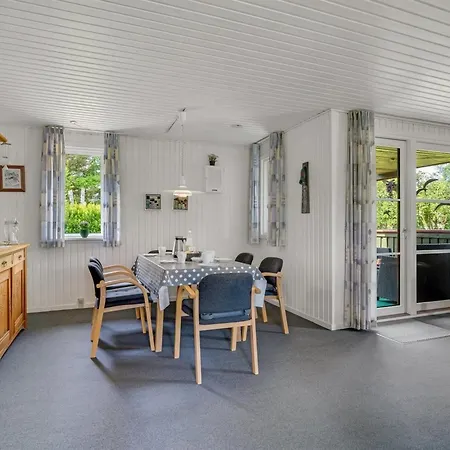 Aima - 400m From The Sea By Interhome *