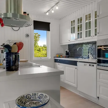 Aima - 400m From The Sea By Interhome 度假居 Hals