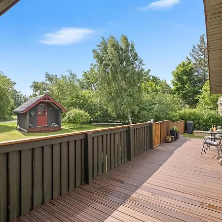 Aima - 400m From The Sea By Interhome Feriehus Hals